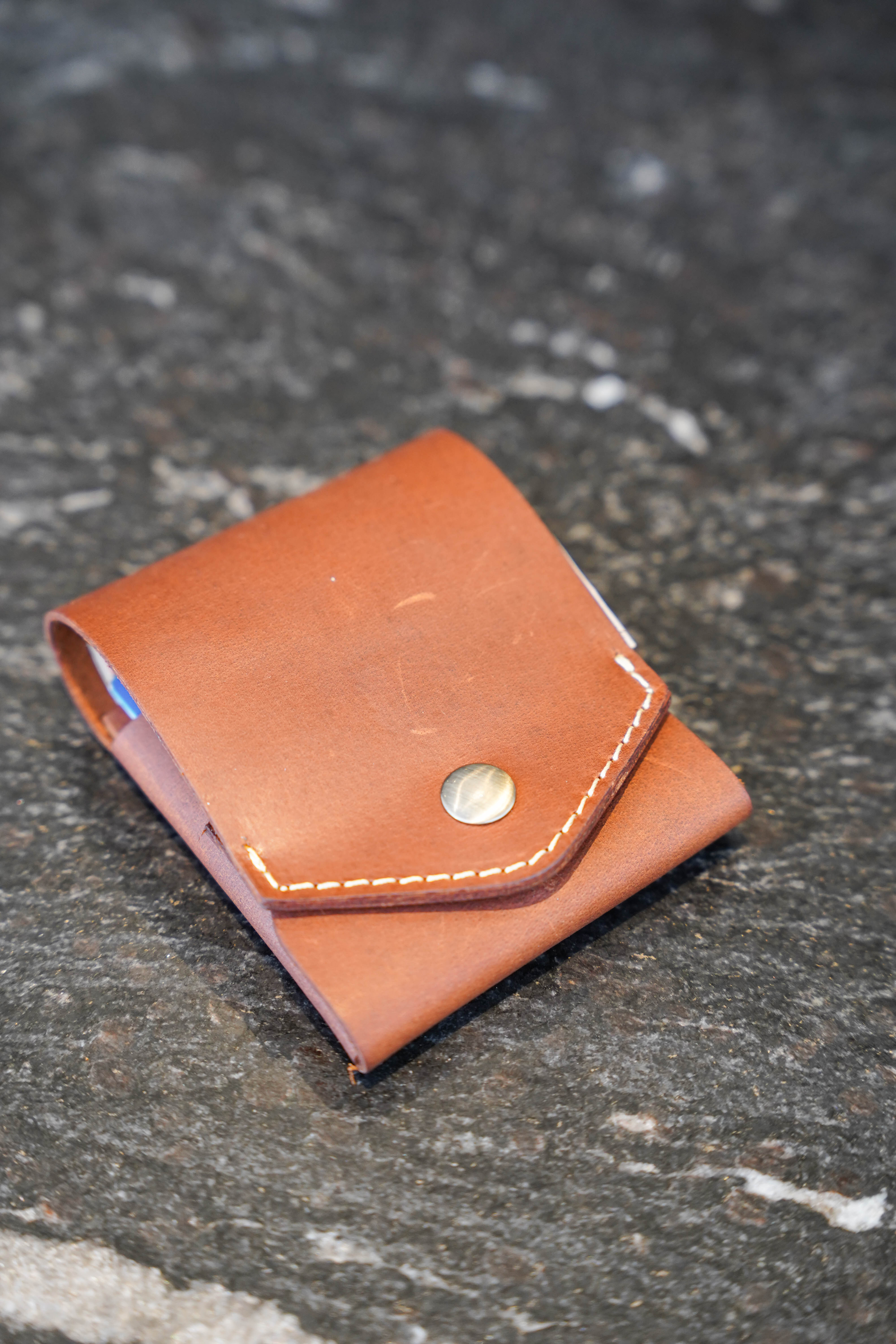 Handcrafted Genuine brown Leather Wallet with free leather keychain | Slim & Compact design