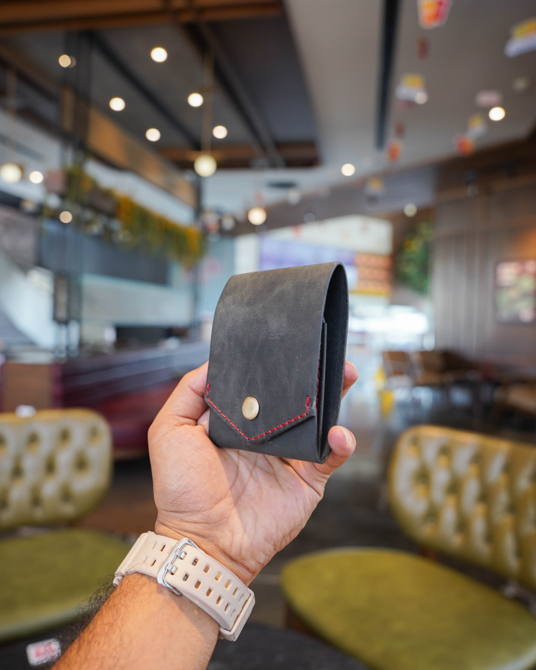 Handcrafted Genuine Matte Black Leather Wallet with free leather keychain | slim & compact design