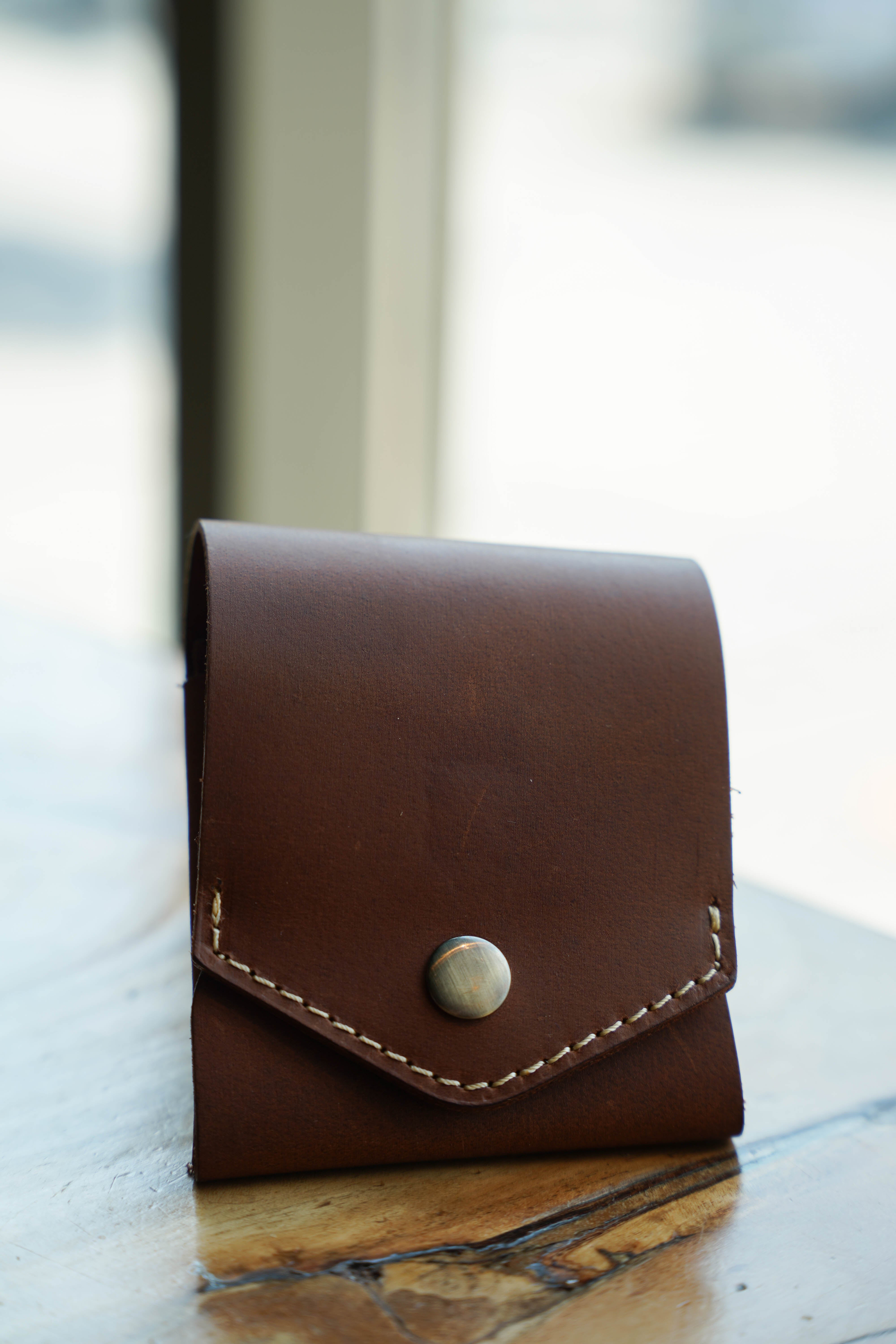 Handcrafted Genuine brown Leather Wallet with free leather keychain | Slim & Compact design