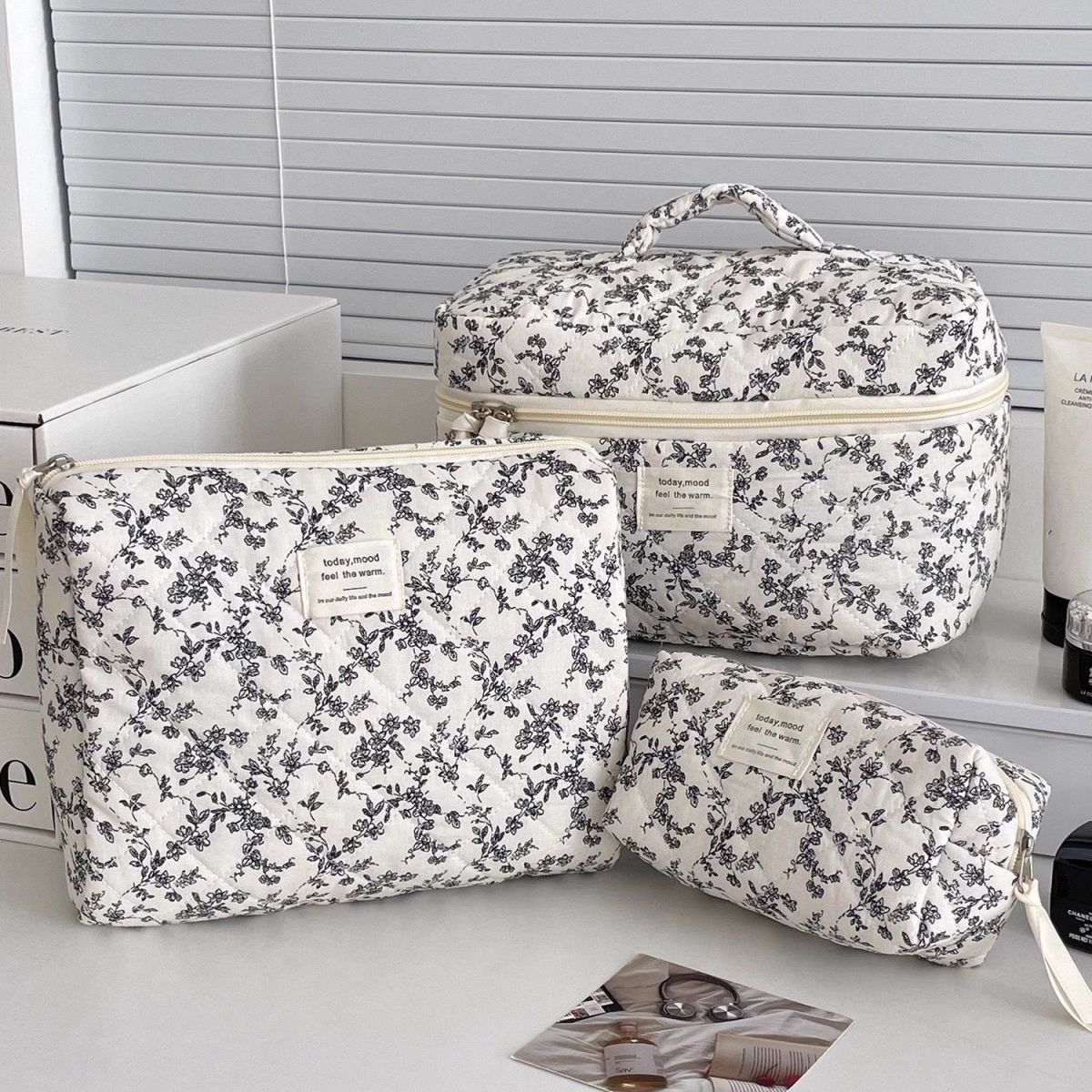 3 Pcs Cotton Quilted Makeup Bag Set (Black & White)