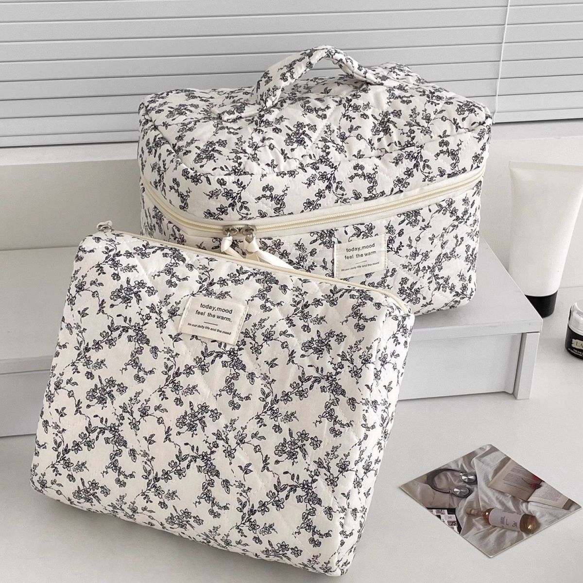 3 Pcs Cotton Quilted Makeup Bag Set, Floral and Cute Travel Cosmetic Organizer, Large Toiletry Bag for Women Girls