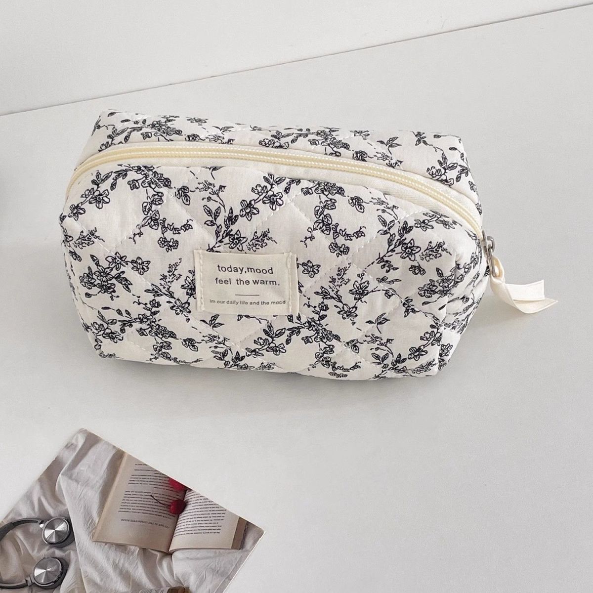 3 Pcs Cotton Quilted Makeup Bag Set (Black & White)