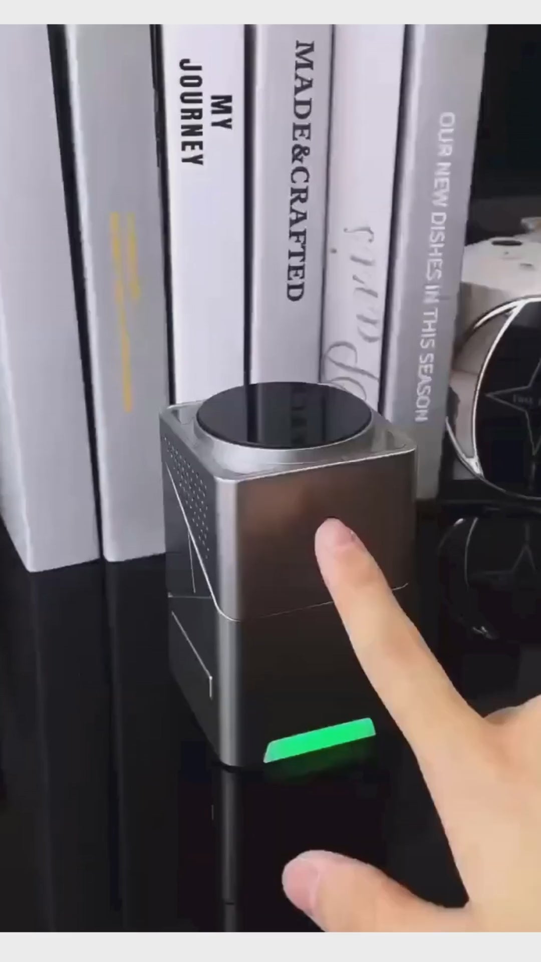 3-in-1 Wireless Charging Cube Power Station – 15W Fast Magnetic Charger with Auto-Rotation for iPhone, Apple Watch & AirPods